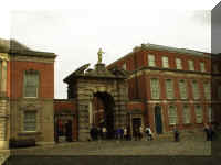 DublinCastle3.jpg (390763 bytes)