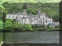 kylemore.jpg (78680 bytes)
